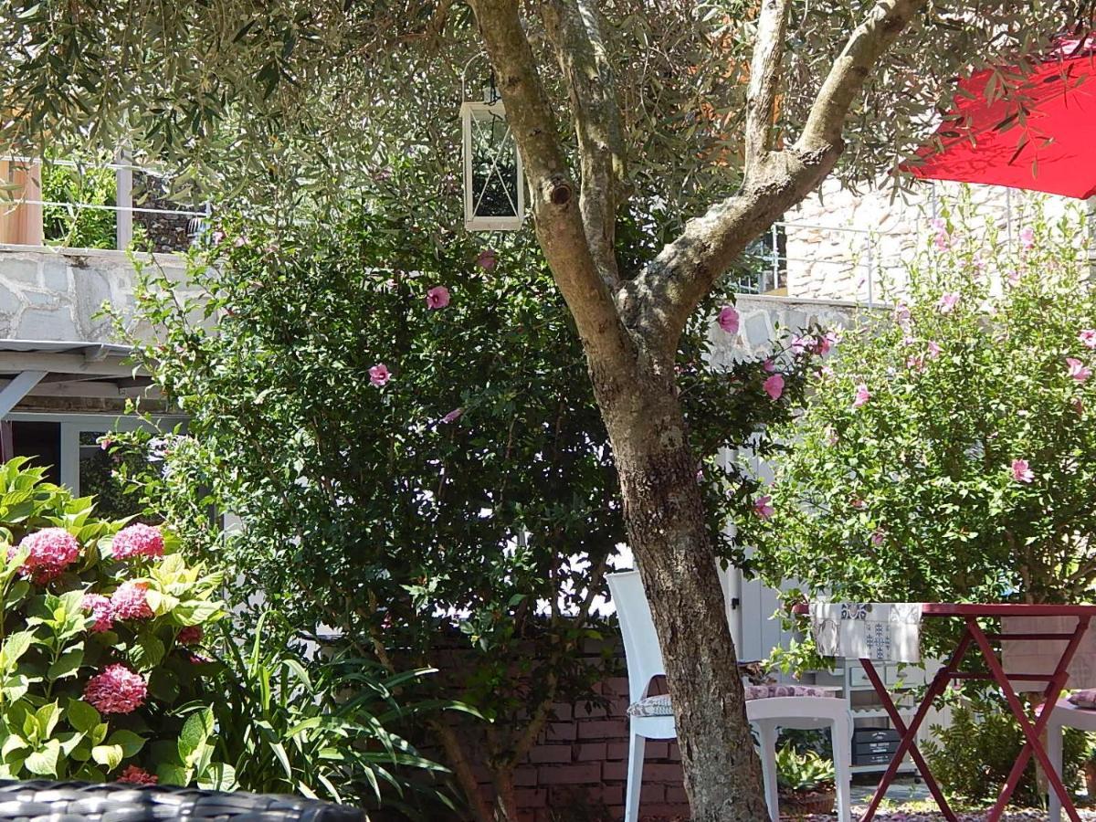 B&B Pie Del Castello Λεβάντο Εξωτερικό φωτογραφία